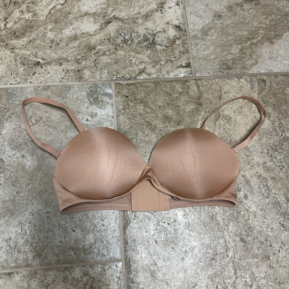 Skims Women's Tan Bra